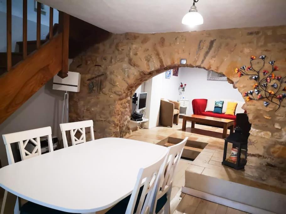 Maison Climatisee Avec Jacuzzi A 10 Min De Sarlat מראה חיצוני תמונה