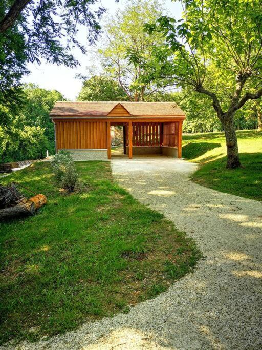 Maison Climatisee Avec Jacuzzi A 10 Min De Sarlat מראה חיצוני תמונה