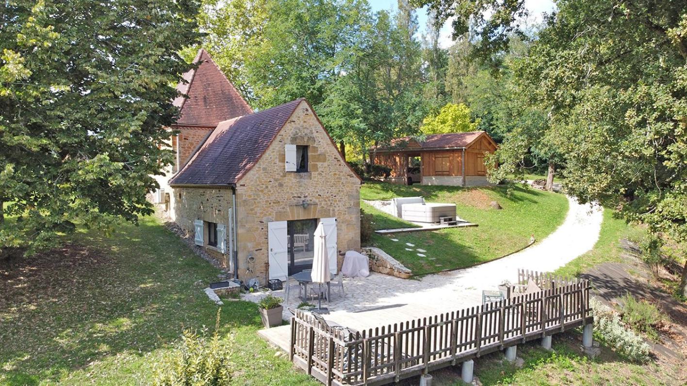 Maison Climatisee Avec Jacuzzi A 10 Min De Sarlat מראה חיצוני תמונה